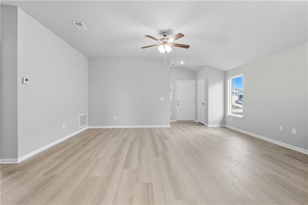 20368 W 194th Terrace — photo 5