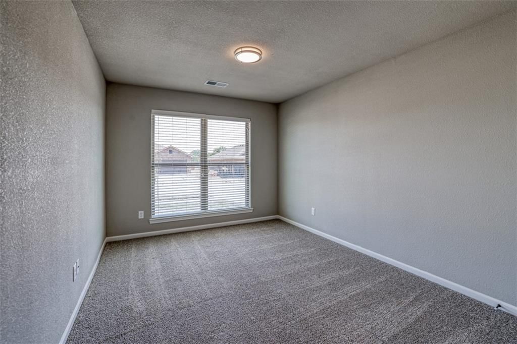 16500 W 166th Court — photo 9