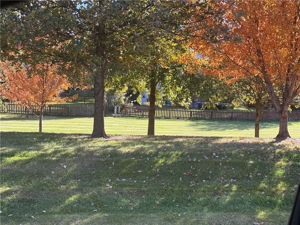 4105 Bennington Drive — photo 29