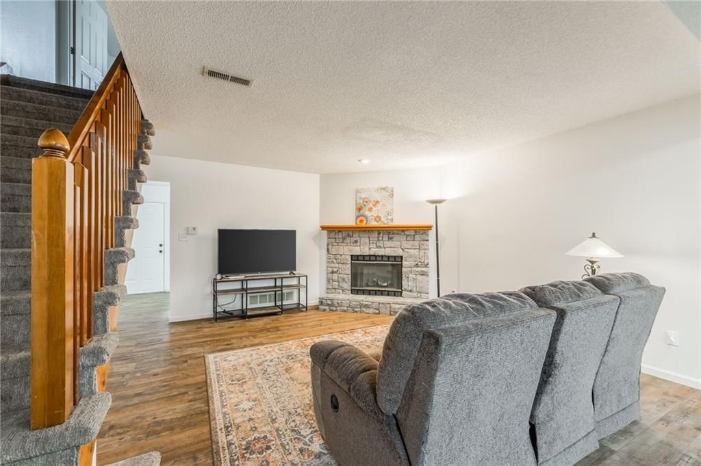 408 NE 6th Street — photo 5