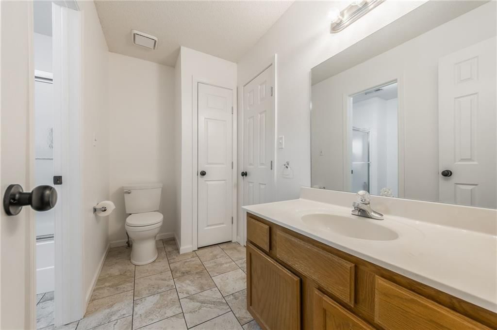 408 NE 6th Street — photo 14