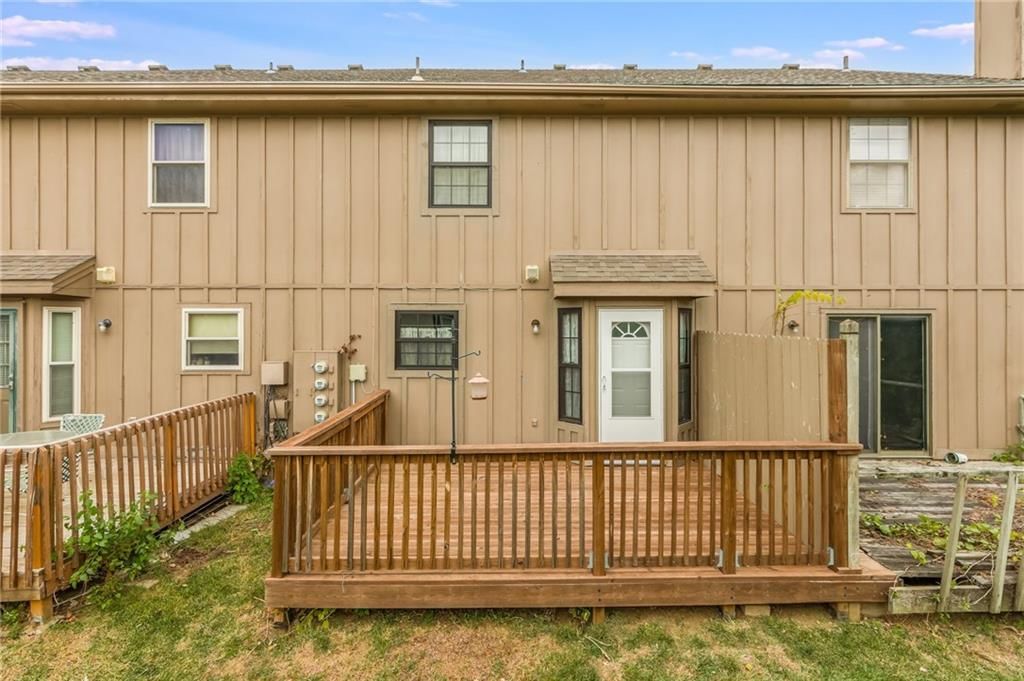 408 NE 6th Street — photo 20