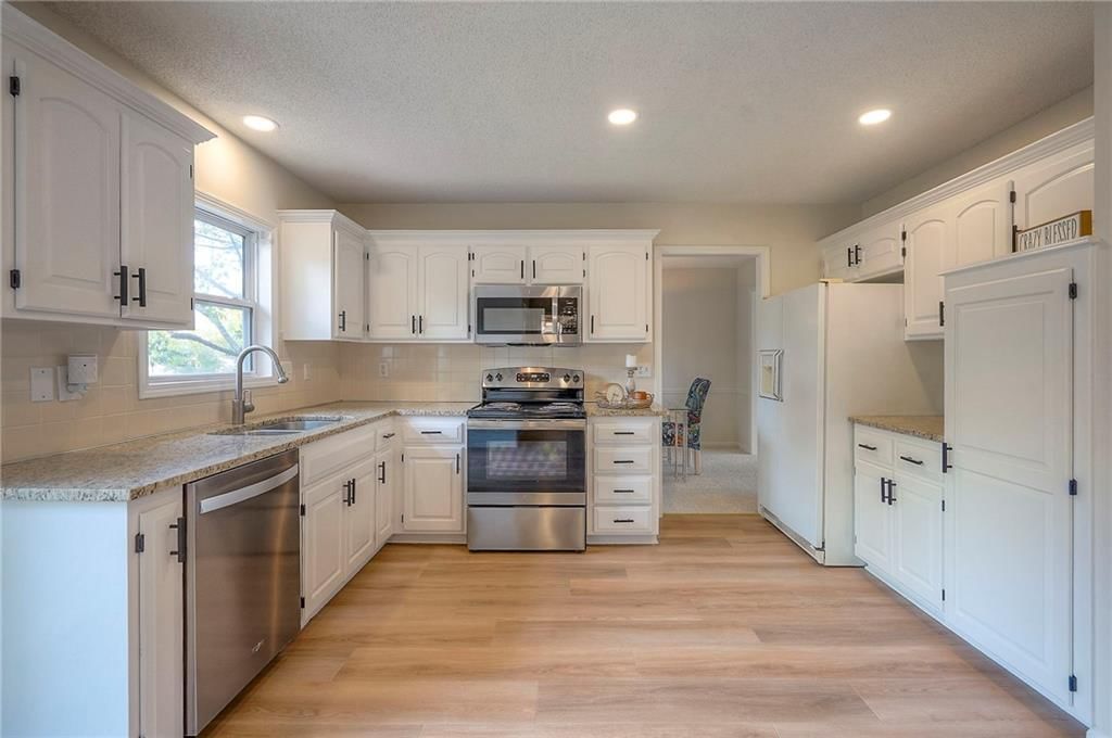 18570 W 161st Street — photo 15