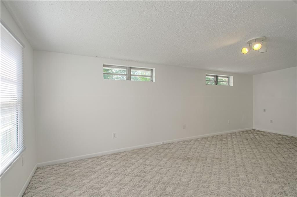 2733 N 74th Street — photo 16