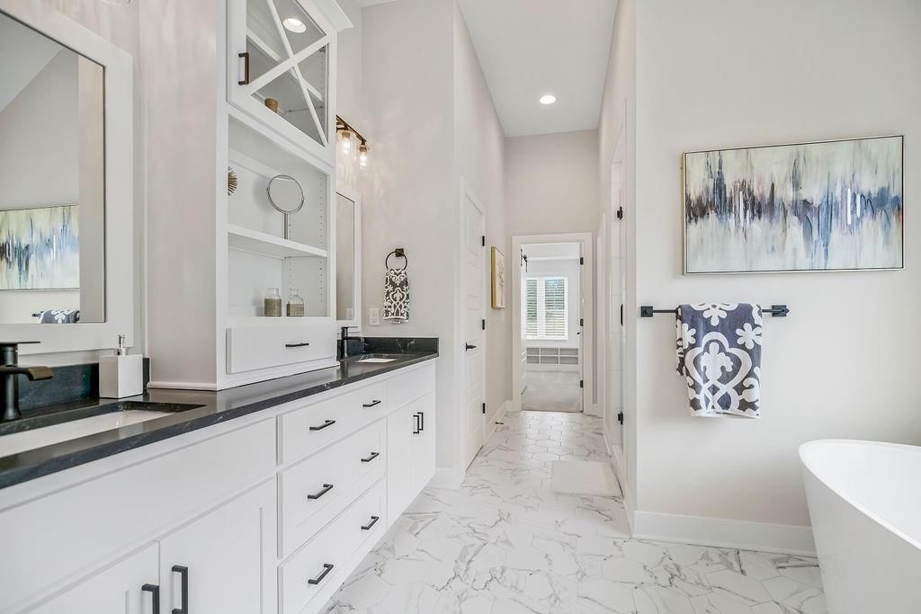 Double vanity at 4464 Tee Box Drive, Basehor, KS 66007