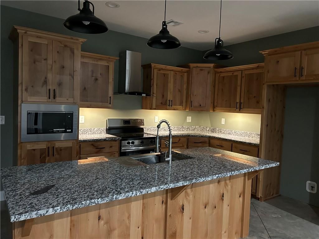 103 N Cherokee Street — photo 6