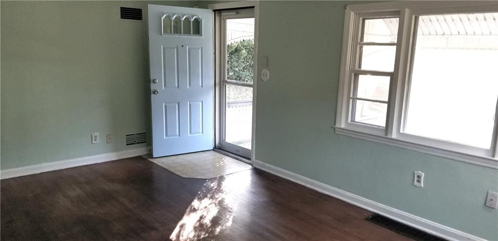 1211 S Osage Street — photo 3