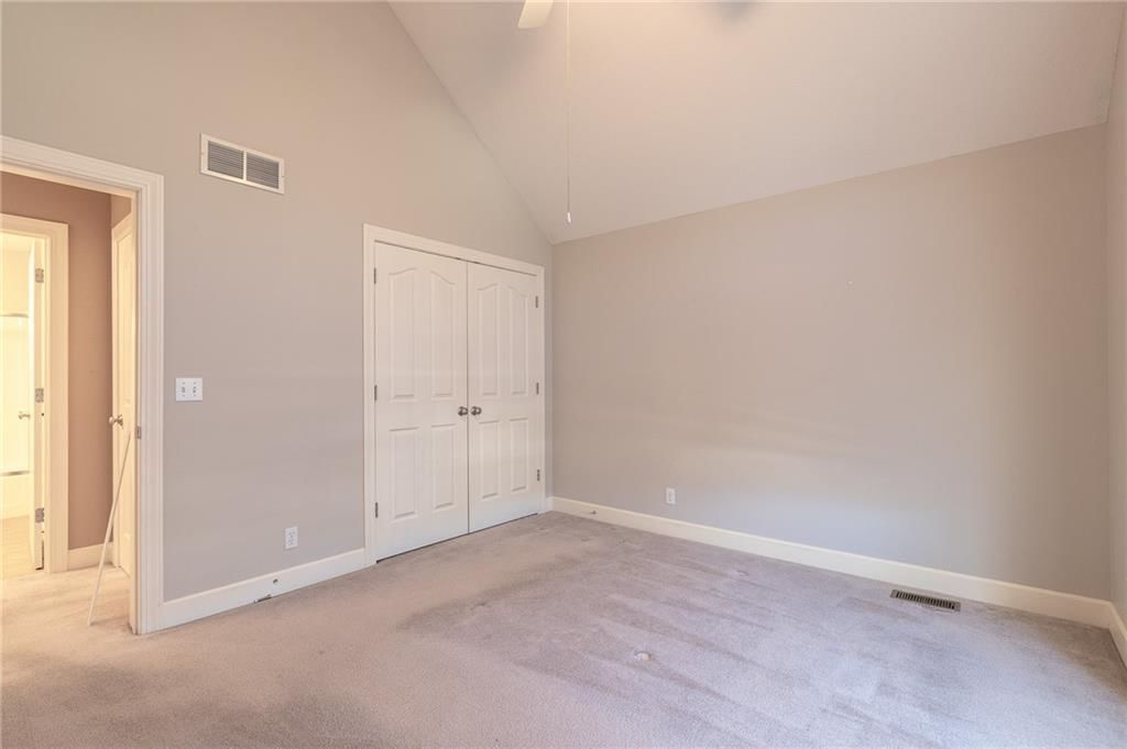 913 SW Lauren Court — photo 23