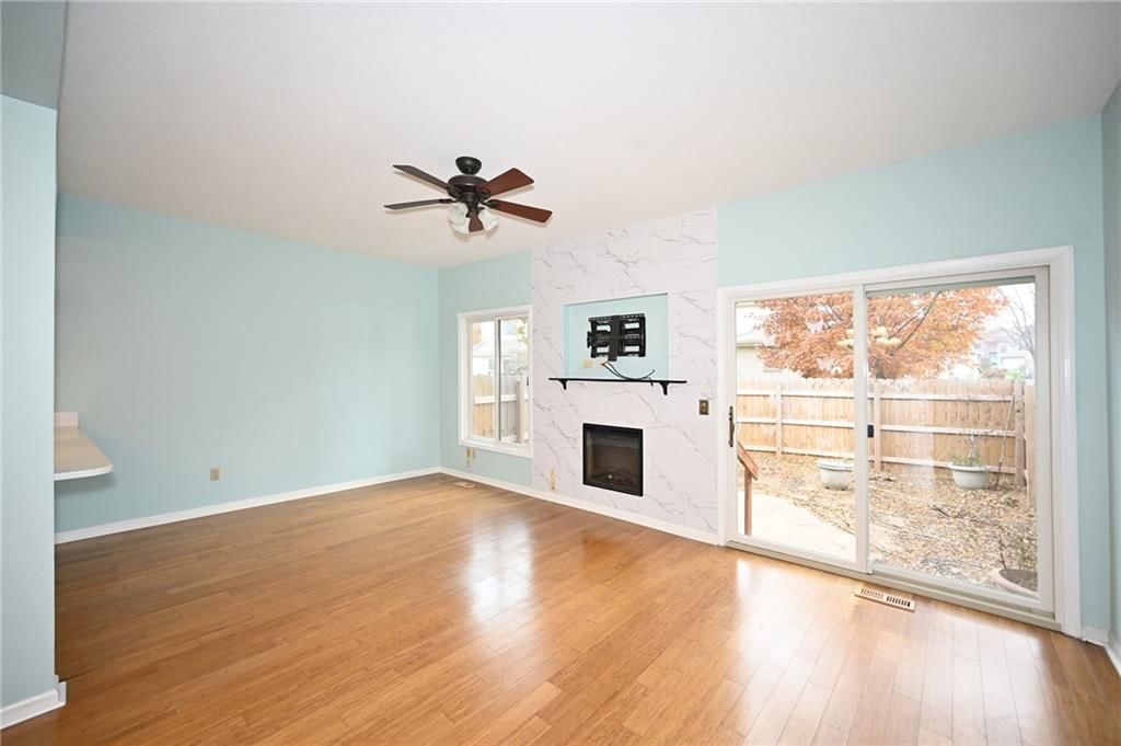 8229 NW Barrybrooke Court — photo 9