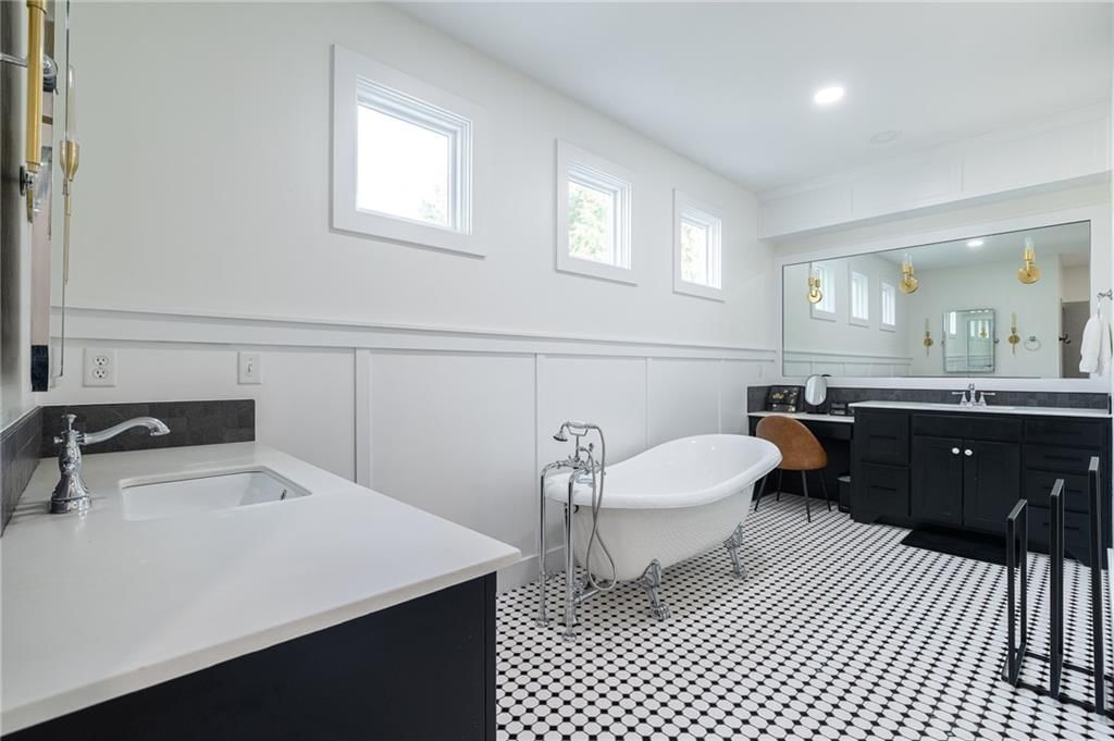 8719 N Sycamore Avenue — photo 23