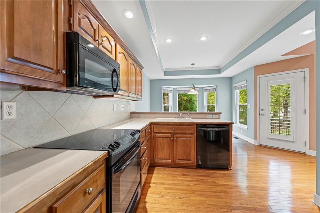4132 SW Minnesota Drive — photo 18