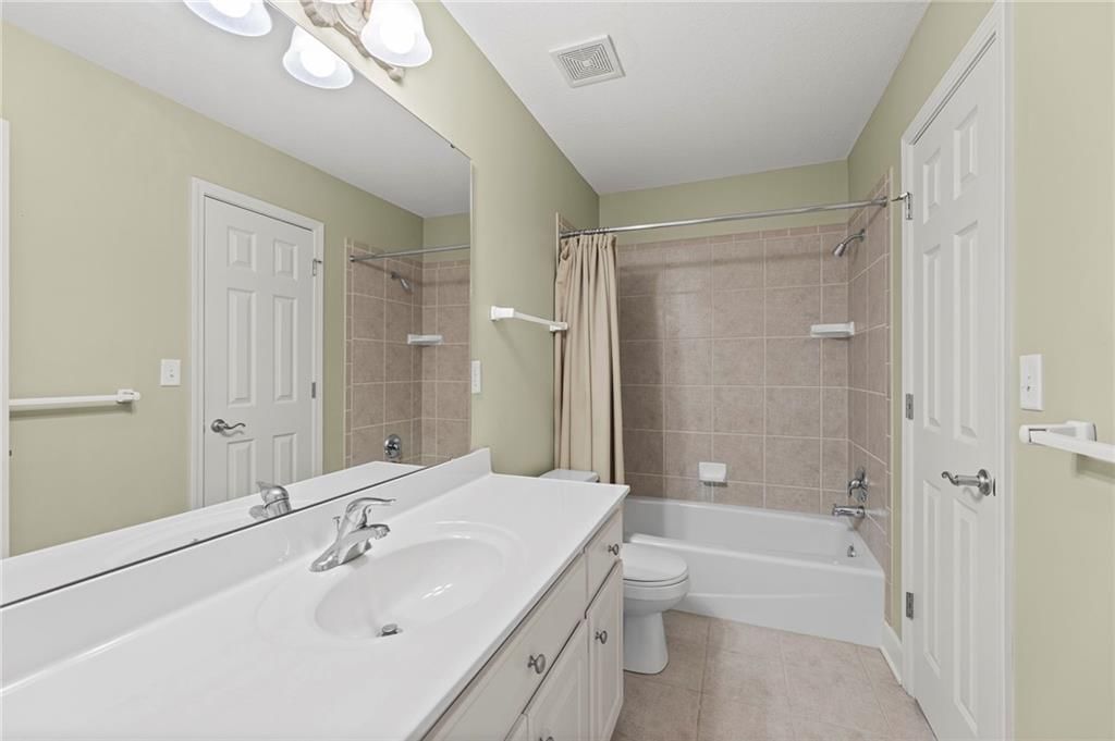 4132 SW Minnesota Drive — photo 25
