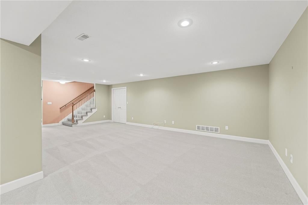 4132 SW Minnesota Drive — photo 28