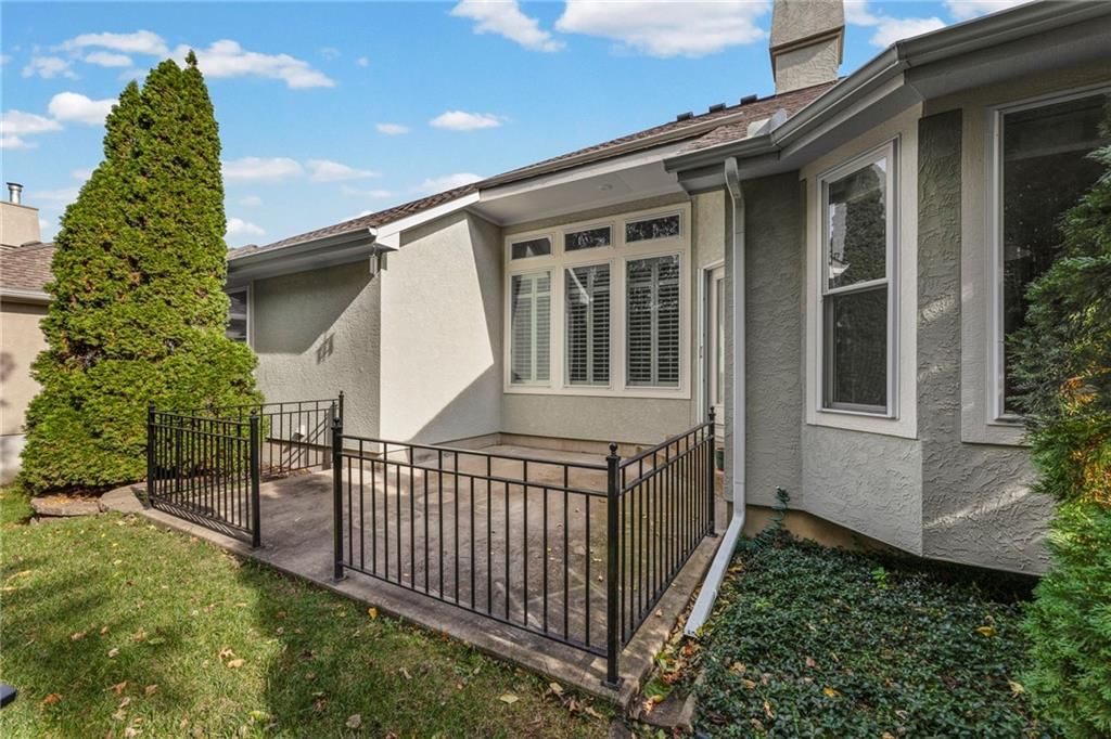 4132 SW Minnesota Drive — photo 40