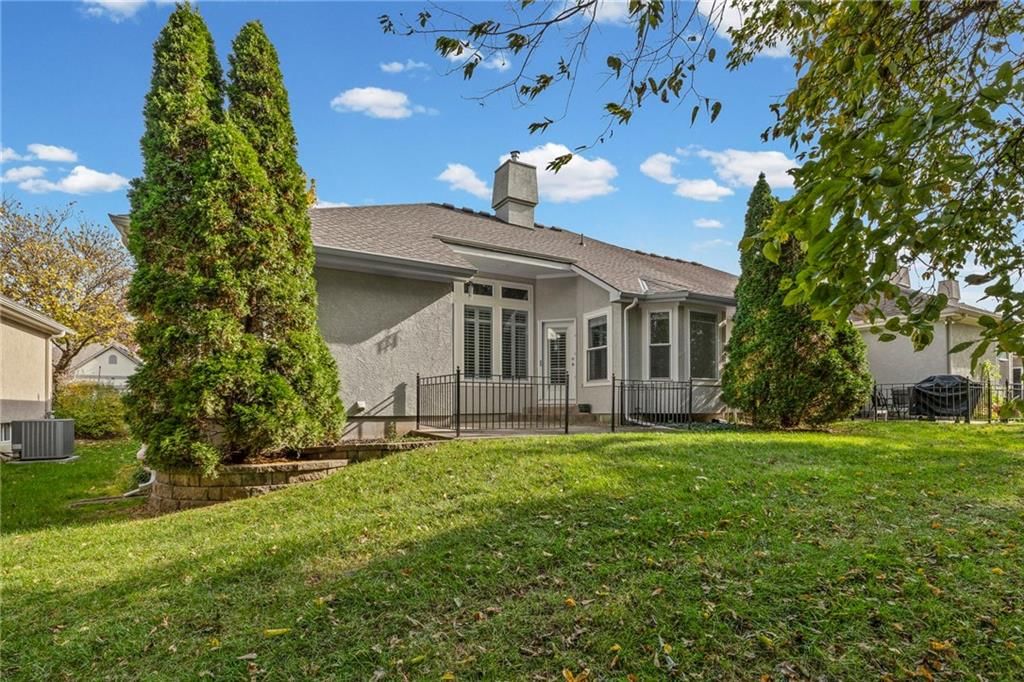 4132 SW Minnesota Drive — photo 43