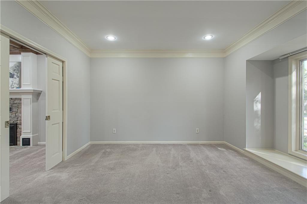116 The Woodlands Drive — photo 7