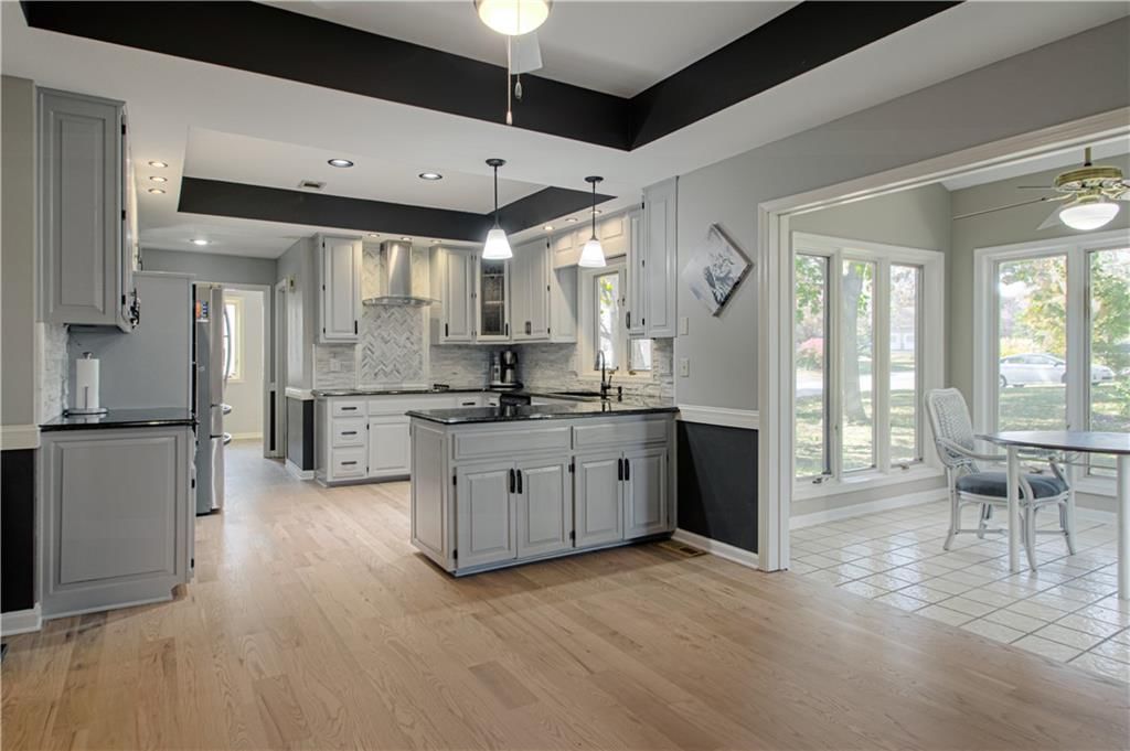 116 The Woodlands Drive — photo 12