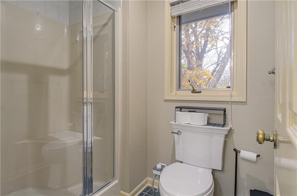 116 The Woodlands Drive — photo 27