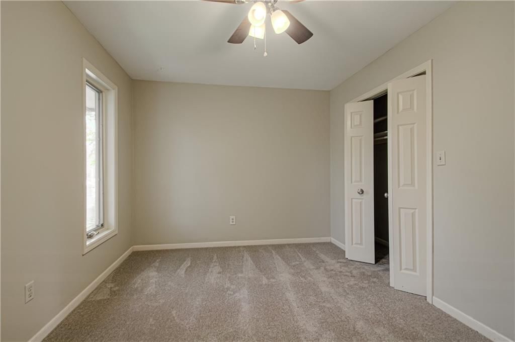 116 The Woodlands Drive — photo 35