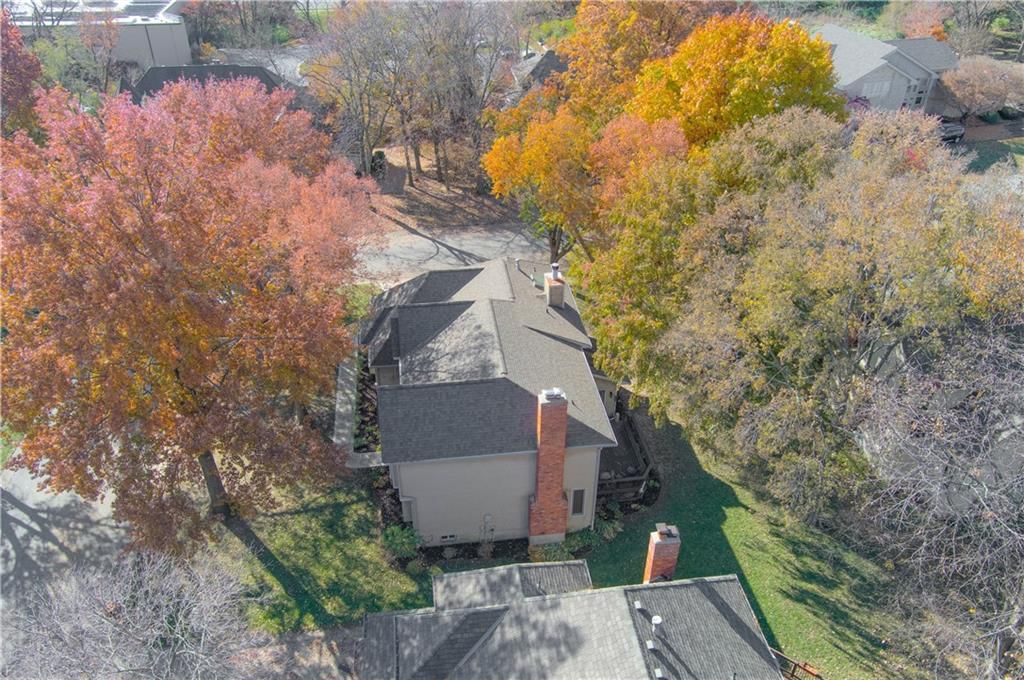 116 The Woodlands Drive — photo 47