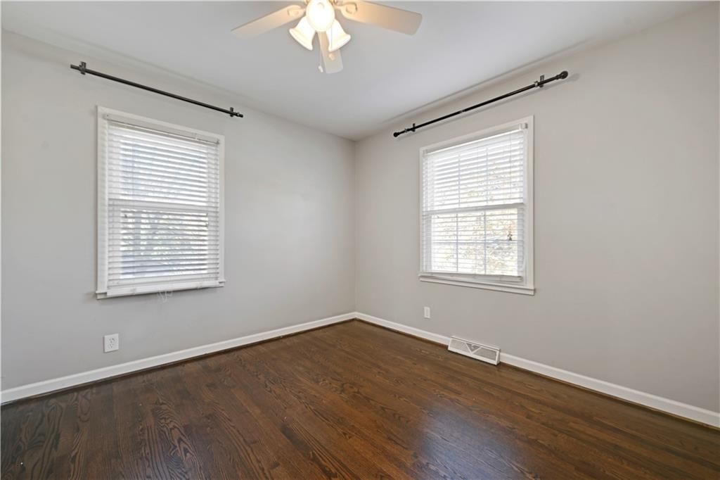 657 NE Russell Road — photo 20