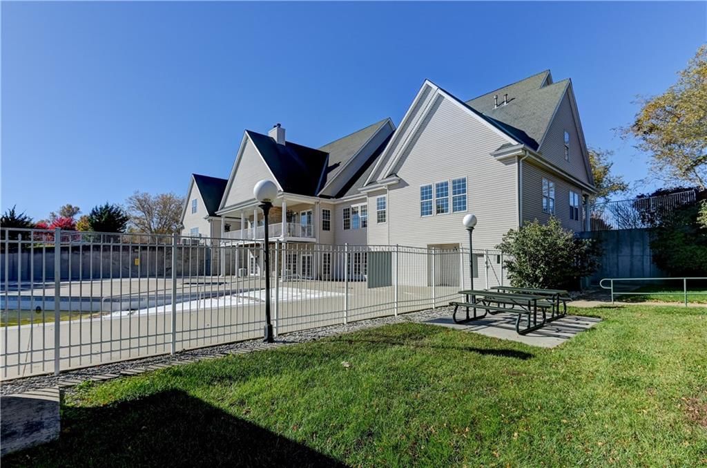 947 N White Oaks Lane — photo 36