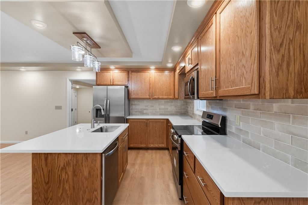 730 E Cambridge Road — photo 15