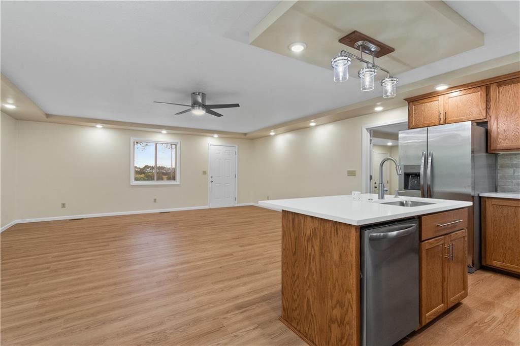 730 E Cambridge Road — photo 16