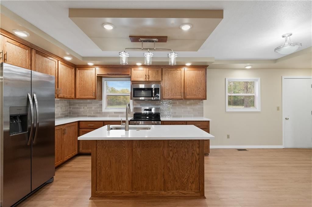 730 E Cambridge Road — photo 17