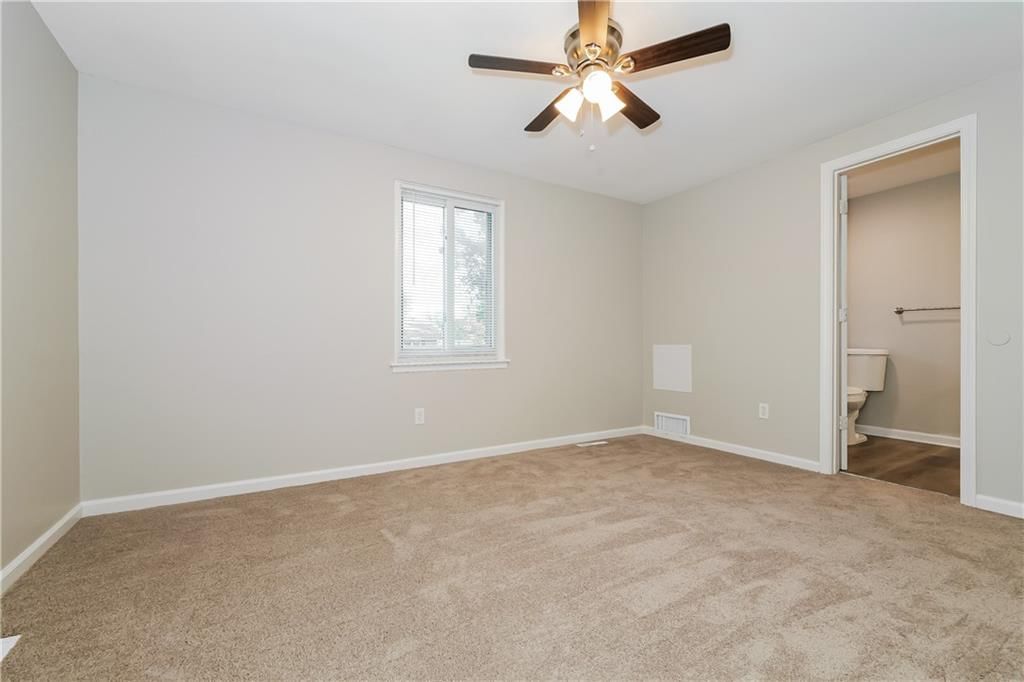 Photo 10 of 15 - 8925 E 89th Street