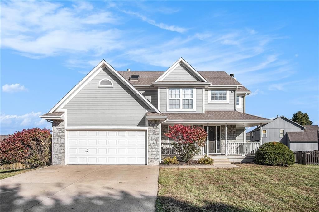 1108 Yokley Drive, Raymore, MO