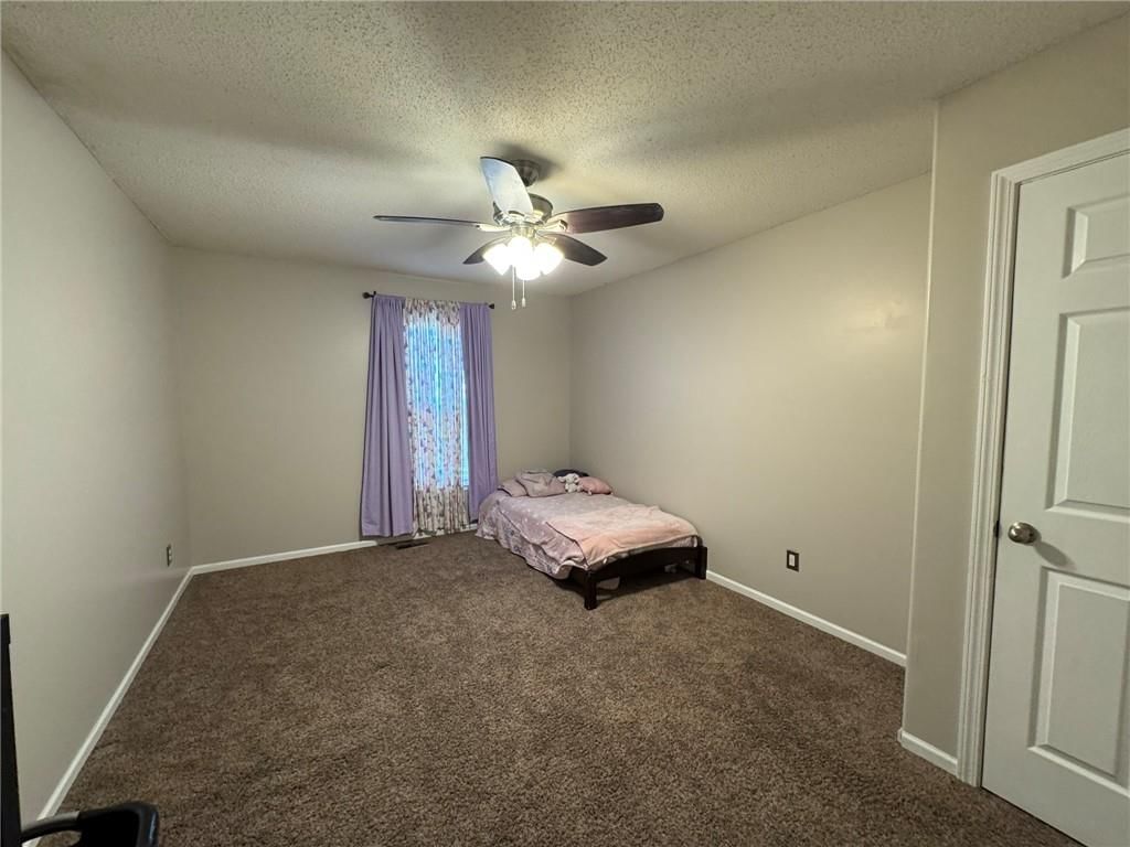 1010 Wiltshire Boulevard — photo 35