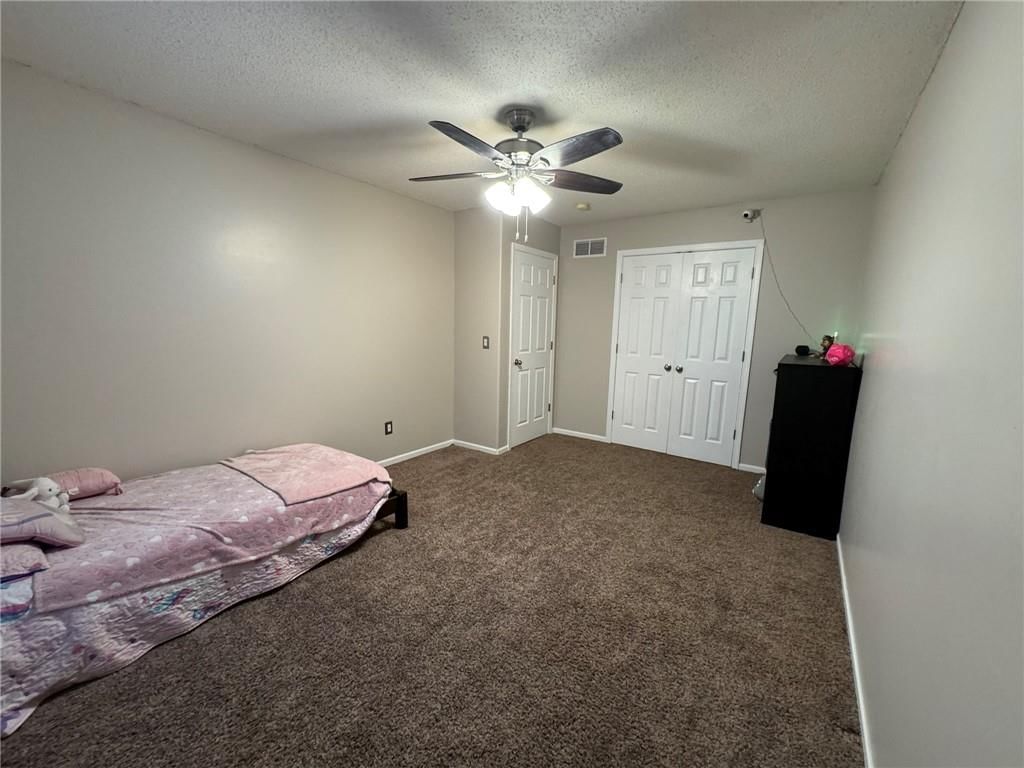 1010 Wiltshire Boulevard — photo 36