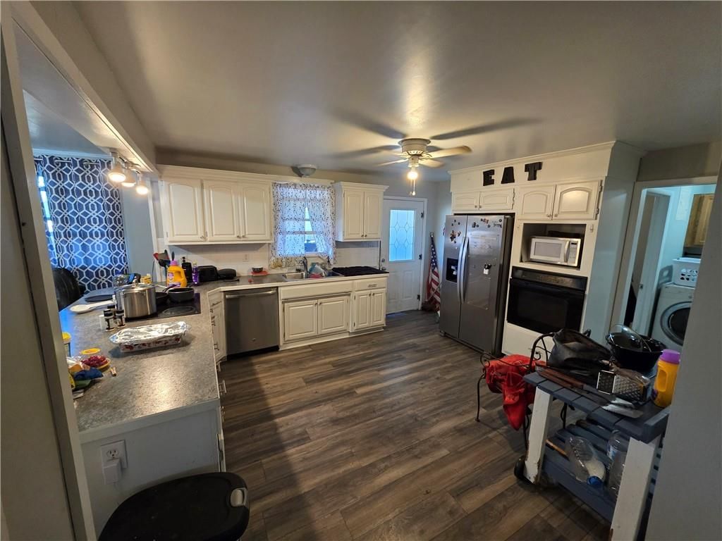109 N McGee Street — photo 10