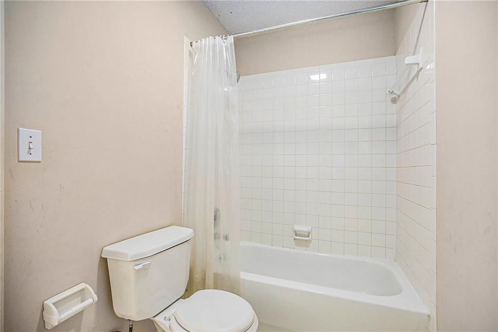 11308 W 143rd Terrace — photo 26