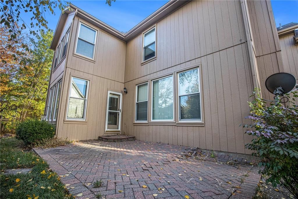11308 W 143rd Terrace — photo 30
