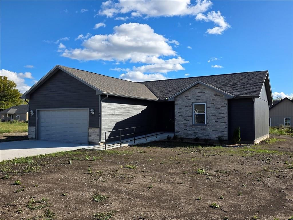 601 Pearl Avenue — photo 2