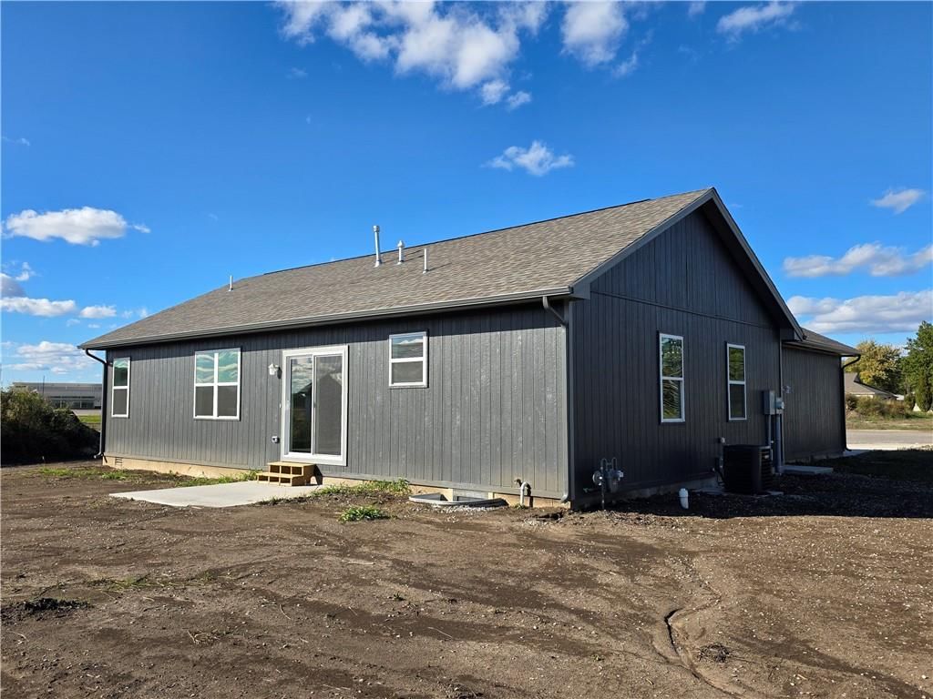 601 Pearl Avenue — photo 4