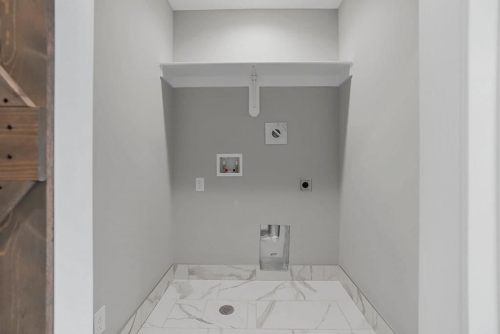 1315 N 159th Street — photo 19
