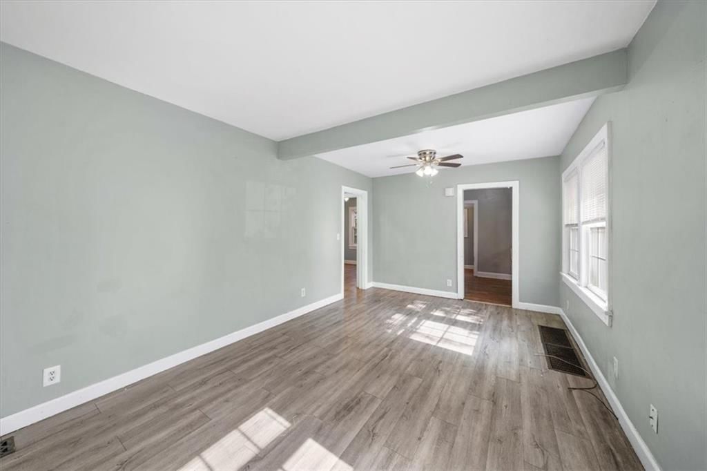 7325 Walrond Avenue — photo 4