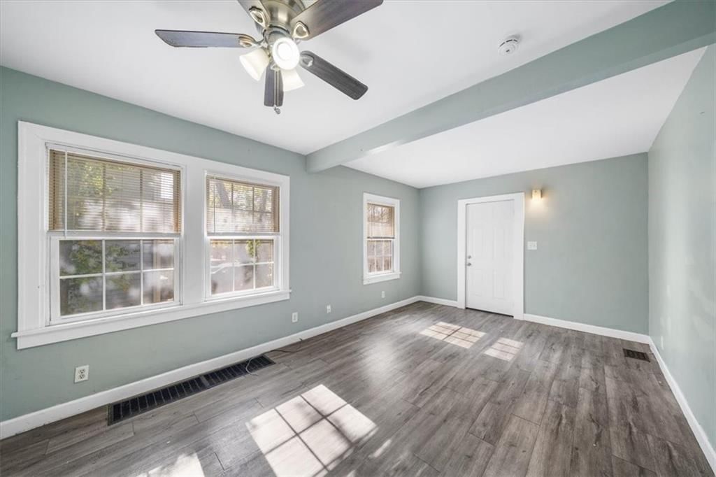 7325 Walrond Avenue — photo 6