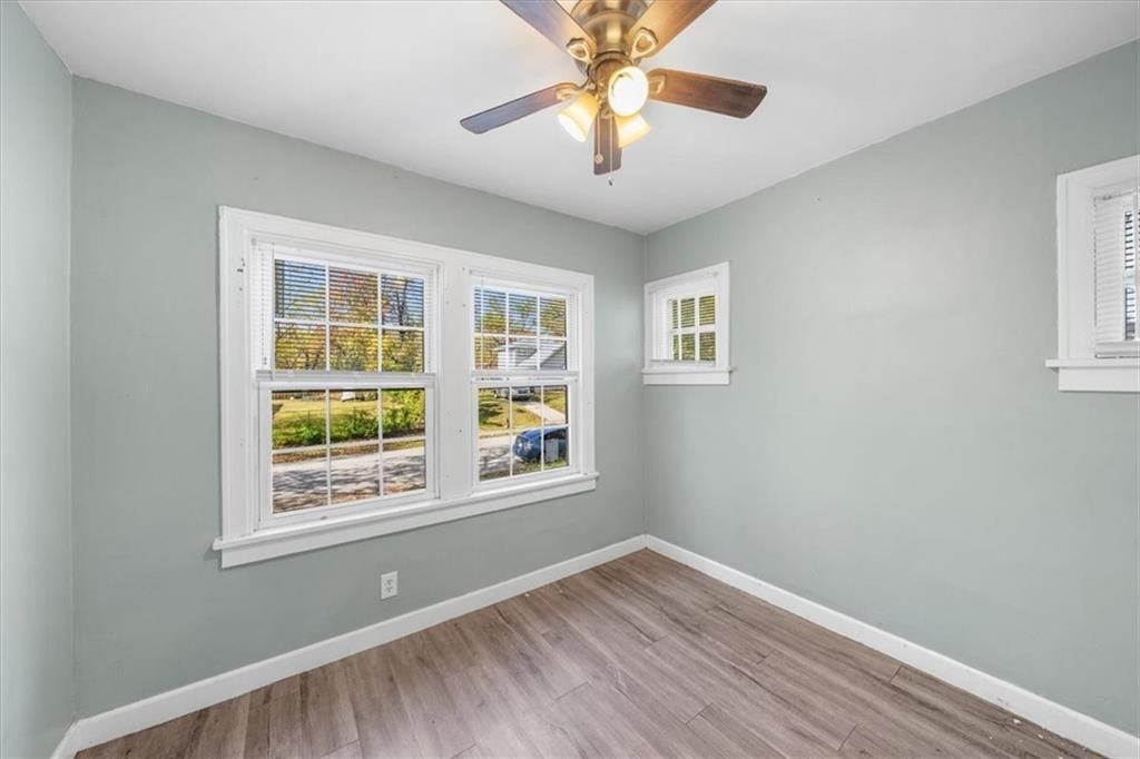 7325 Walrond Avenue — photo 13