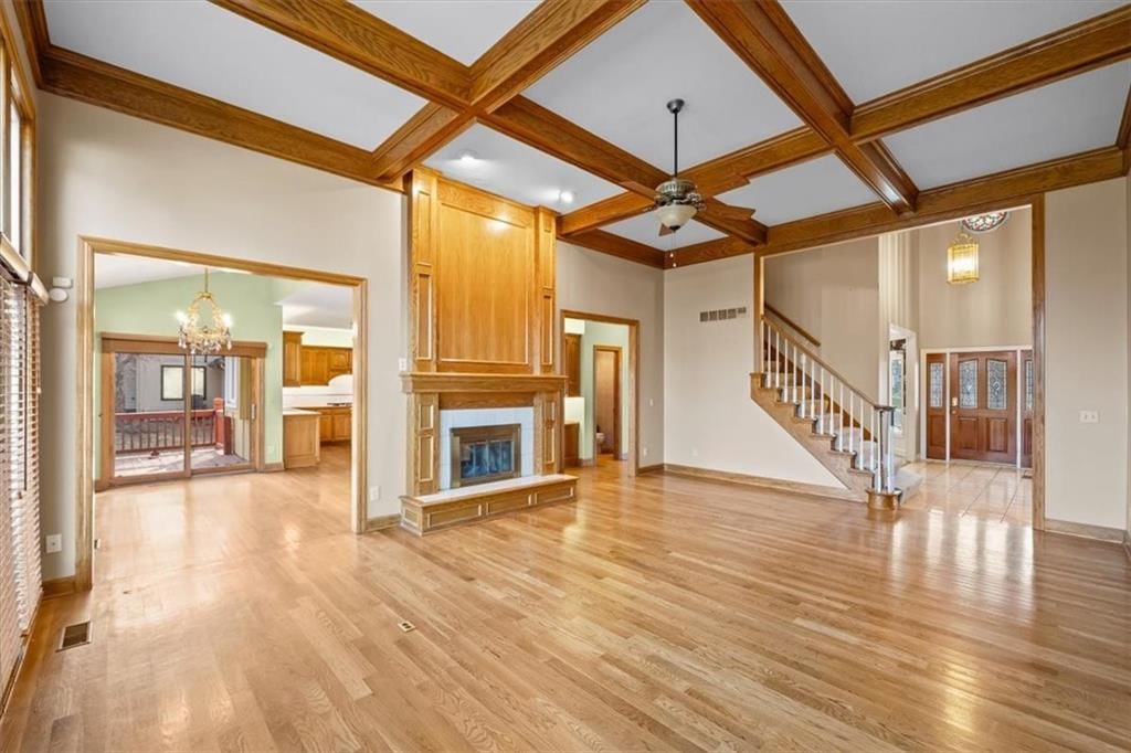 723 NW High Point Drive — photo 8