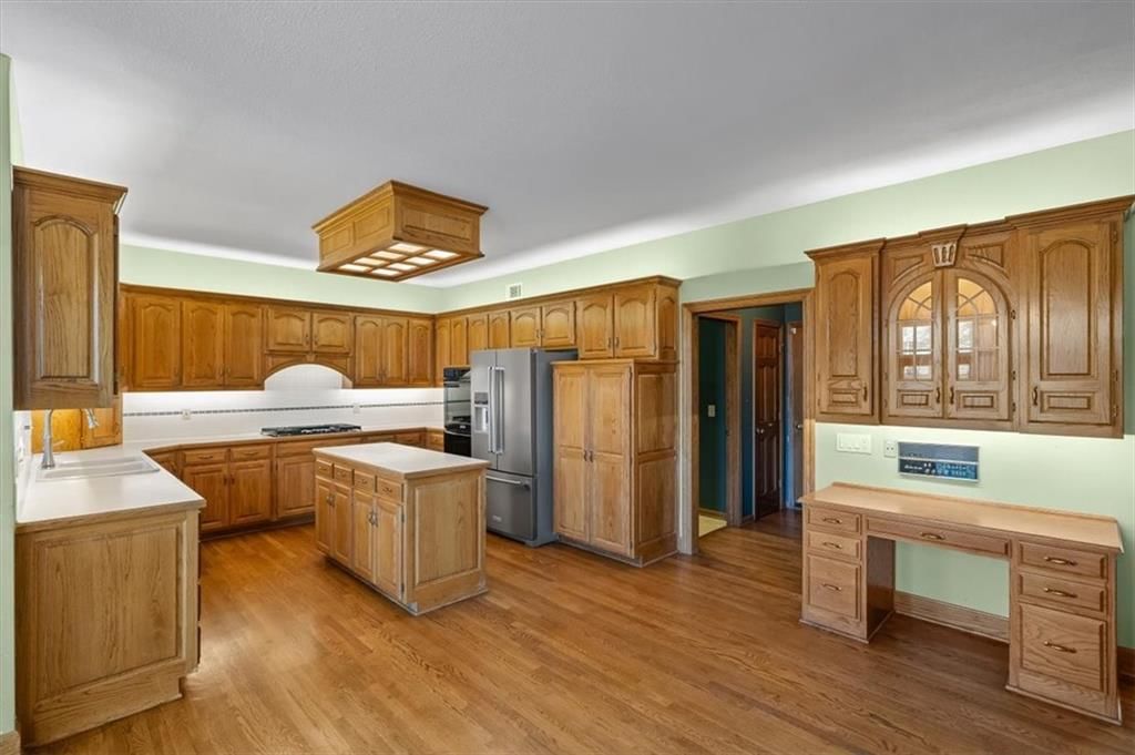 723 NW High Point Drive — photo 11