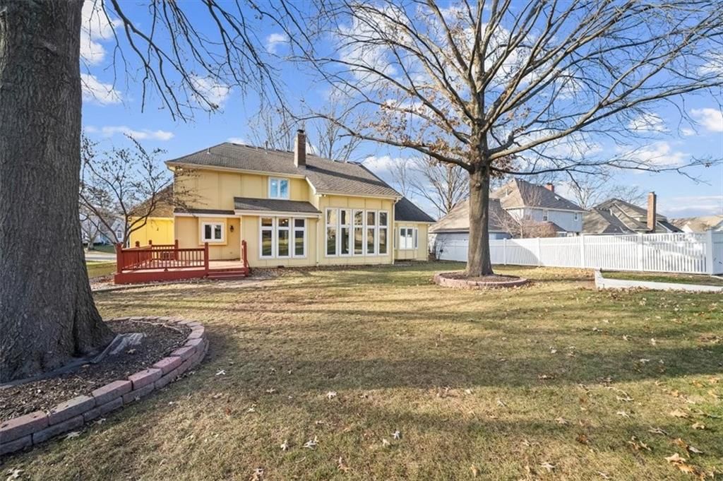 723 NW High Point Drive — photo 28