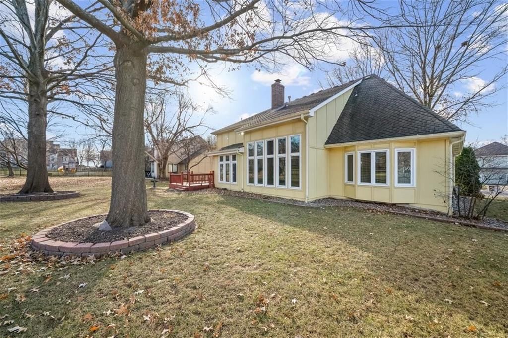 723 NW High Point Drive — photo 29