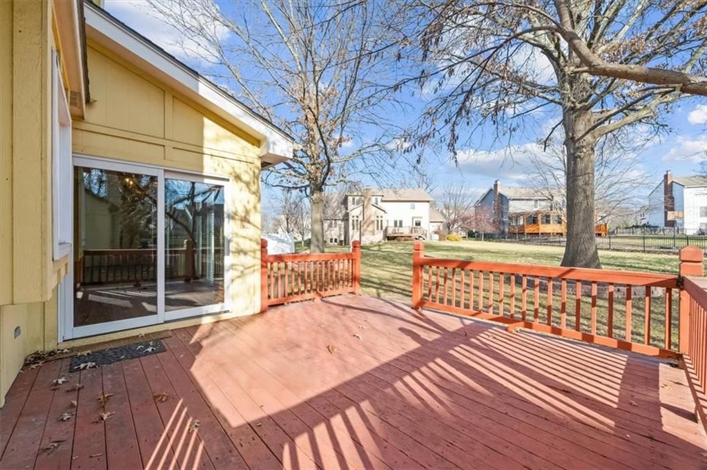 723 NW High Point Drive — photo 30