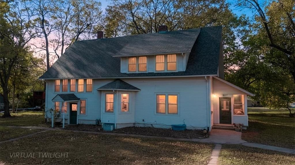 807 Highgrove Road — photo 3