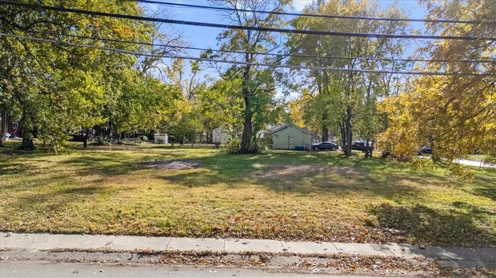 807 Highgrove Road — photo 26