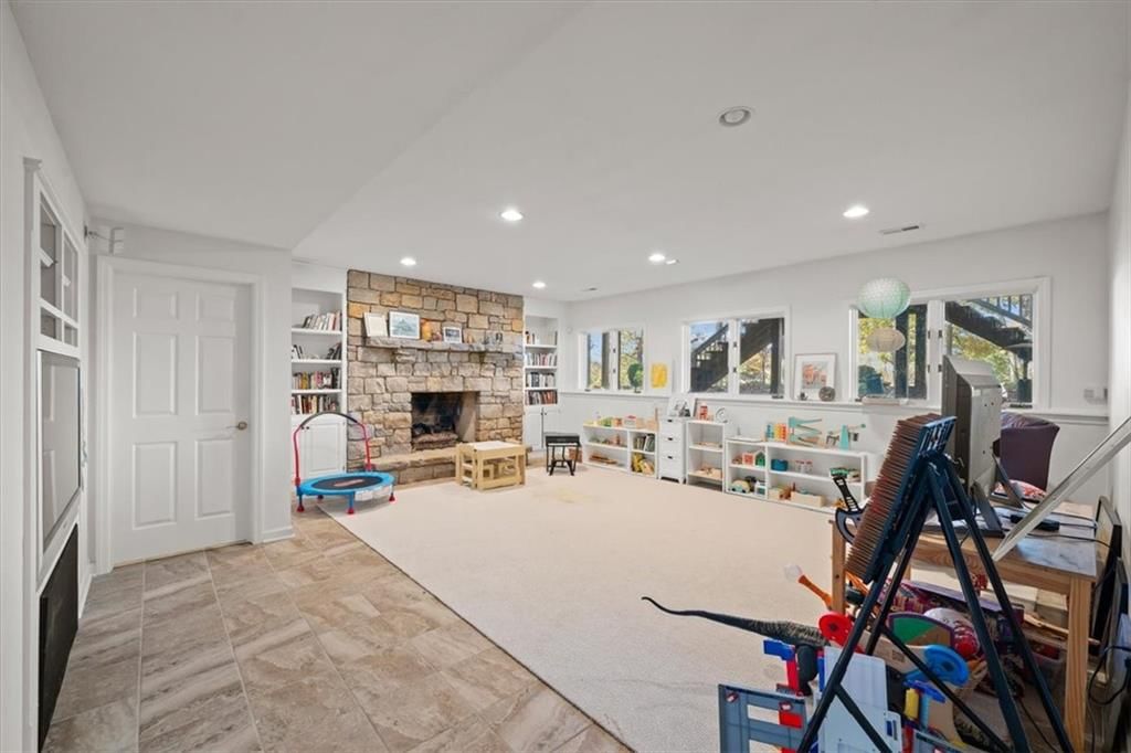 16750 S Village Drive — photo 43